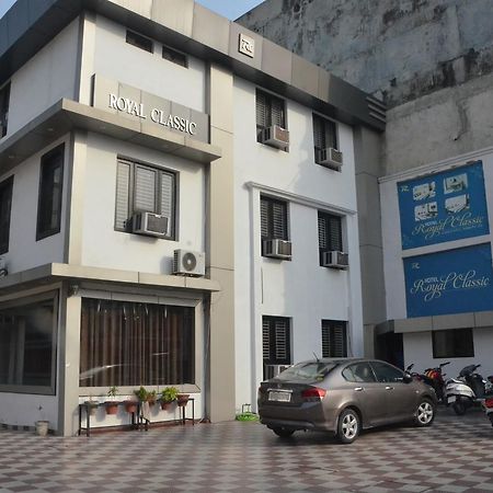 Hotel Royal Classic Bareilly Eksteriør billede
