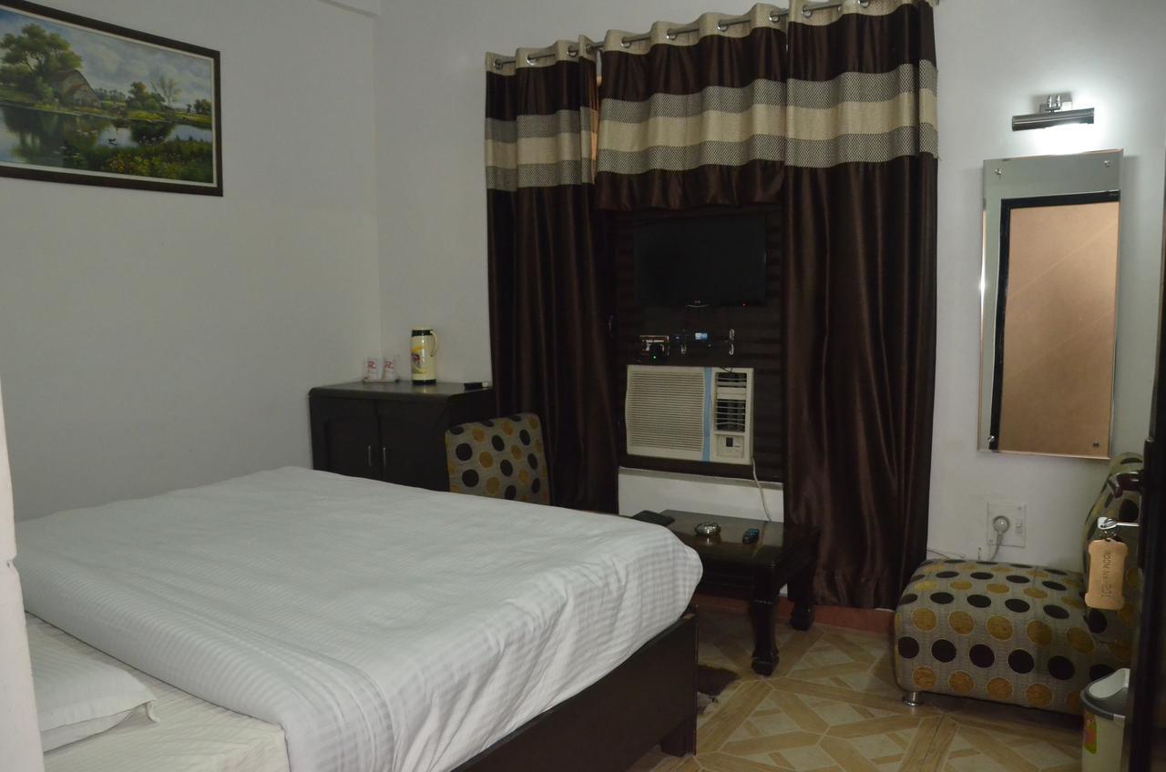 Hotel Royal Classic Bareilly Eksteriør billede