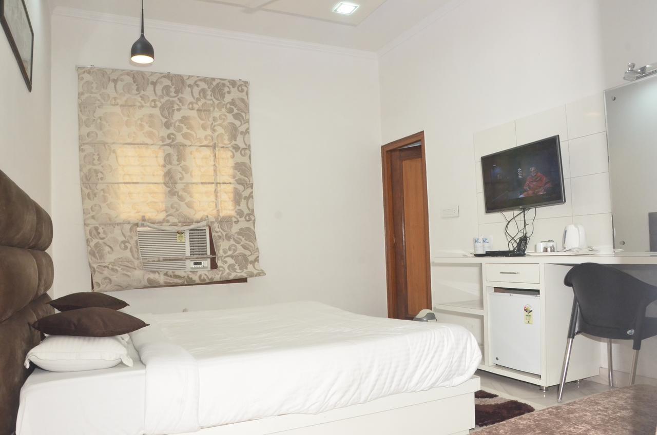 Hotel Royal Classic Bareilly Eksteriør billede