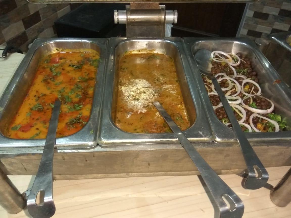 Hotel Royal Classic Bareilly Eksteriør billede