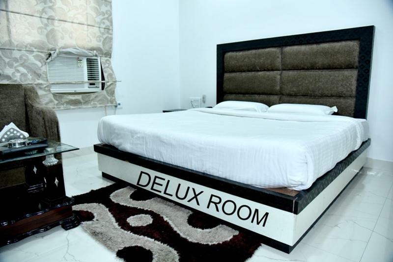 Hotel Royal Classic Bareilly Eksteriør billede