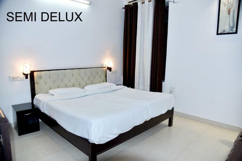 Hotel Royal Classic Bareilly Eksteriør billede