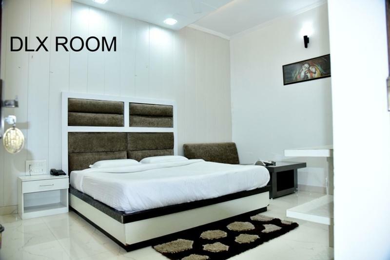 Hotel Royal Classic Bareilly Eksteriør billede
