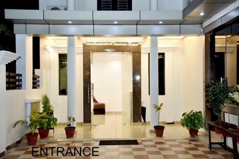 Hotel Royal Classic Bareilly Eksteriør billede